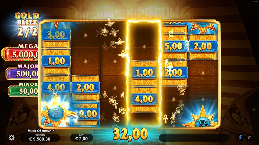 Mask of Amun slot