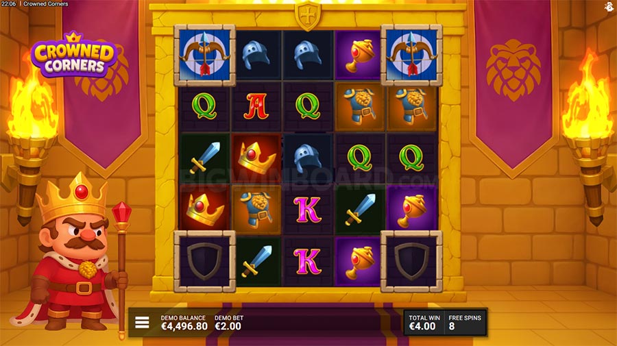 Crowned Corners slot
